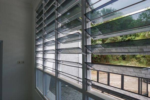 Jalousie Window Repair in Huntington Station
